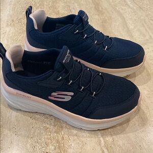Skechers Women's Navy and Pink Walking Shoes